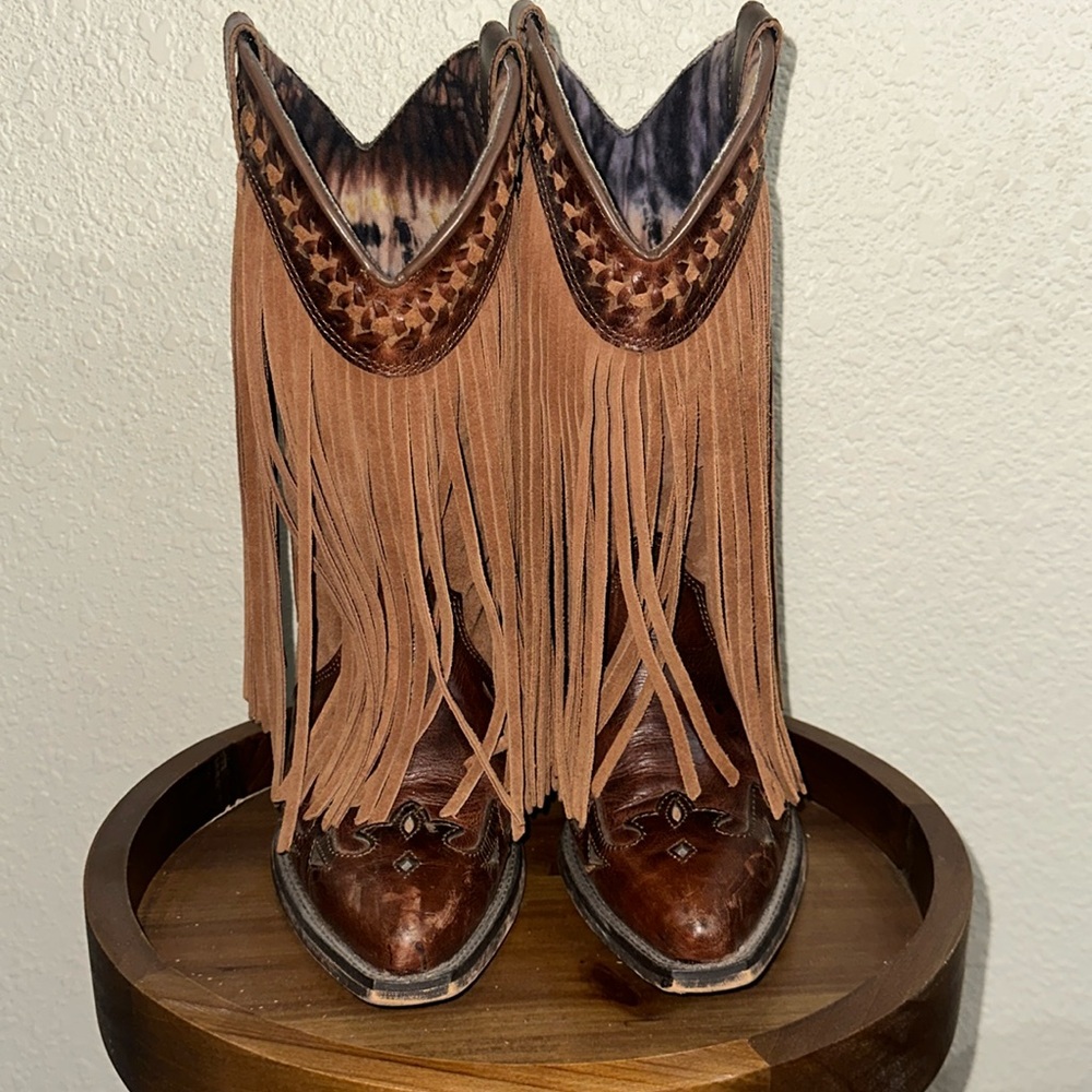 Dingo fringe boots 8